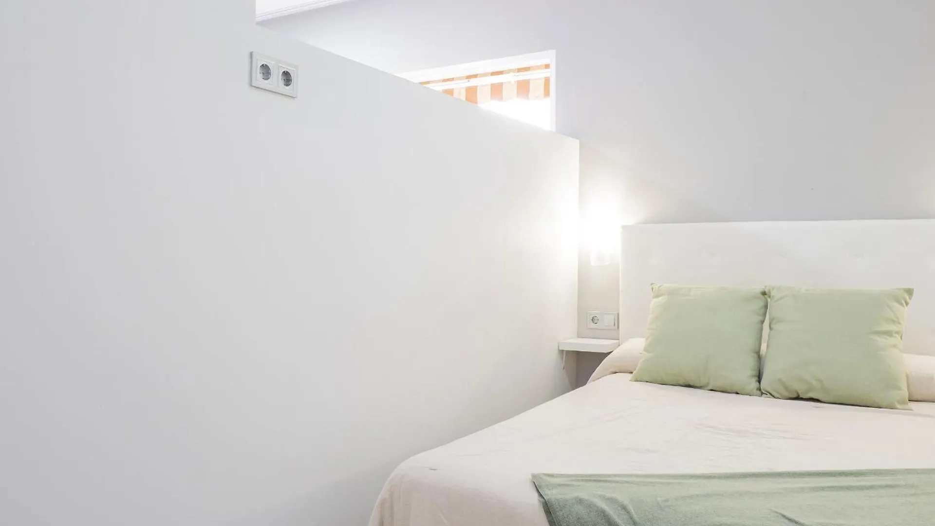 شقة Cubo'S Benalbeach Sea View & Terrace بينالماذينا