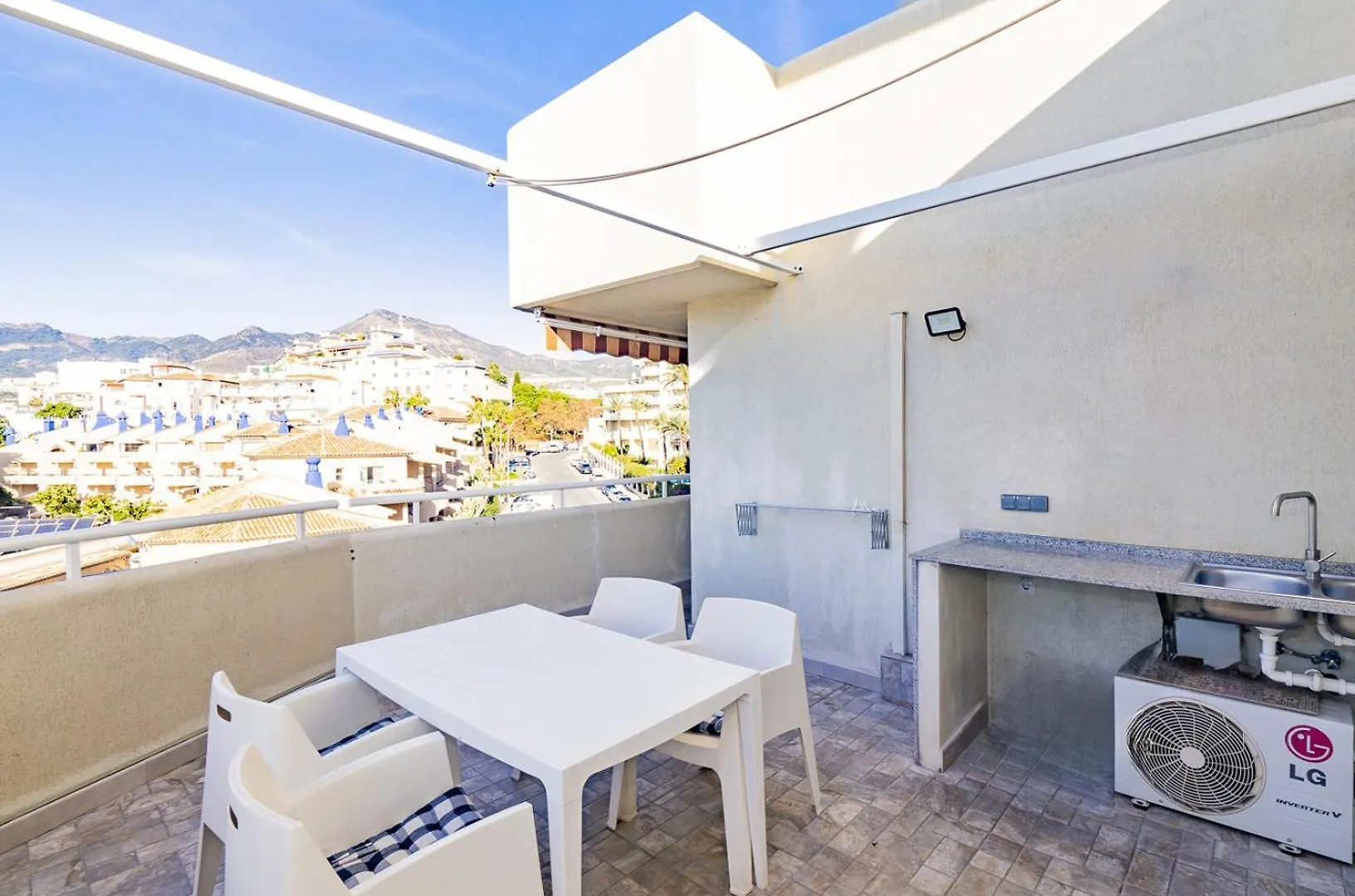 Cubo'S Benalbeach Sea View & Terrace بينالماذينا إسبانيا